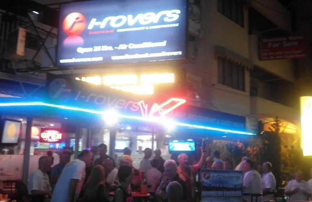 I Rovers-1