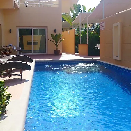 Gp Rooms Pool Guesthouse-2